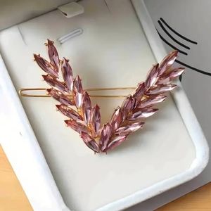 Womans crystal hair barrette